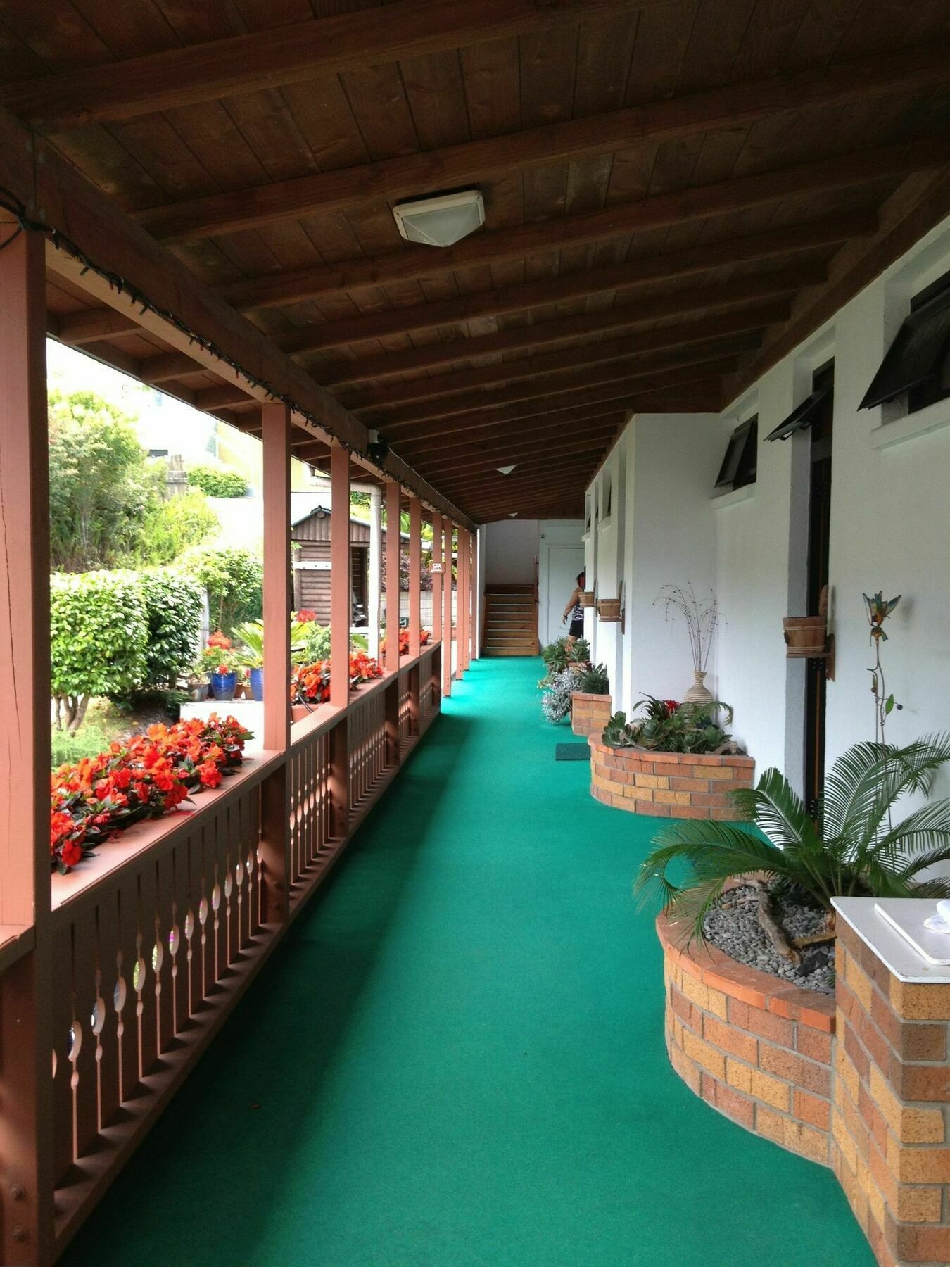 Swiss Chalet Lodge Motel Paihia Buitenkant foto